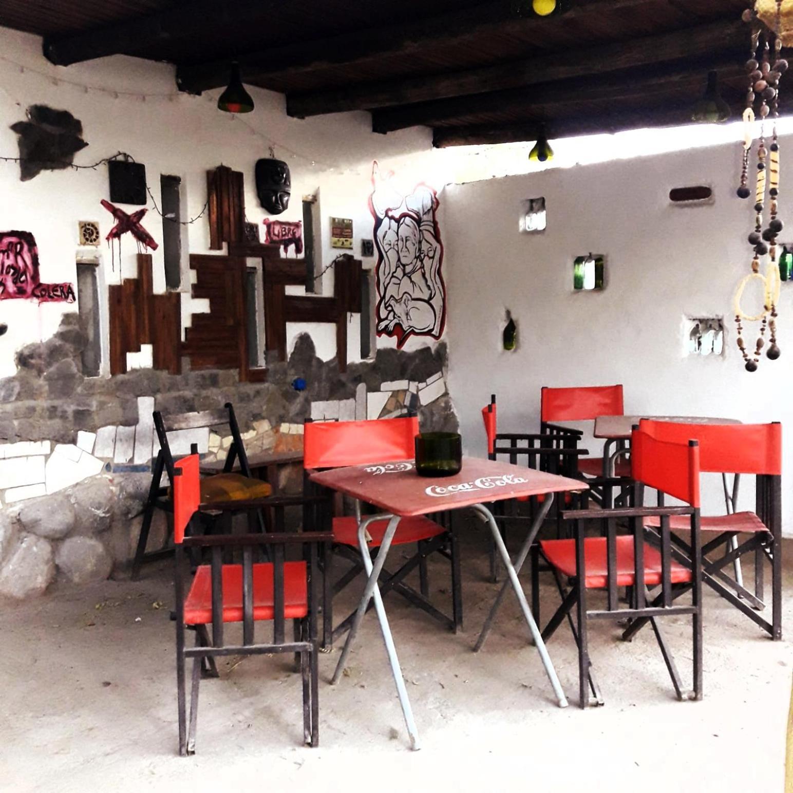 Hotel La Revuelta à Amaichá del Valle Extérieur photo